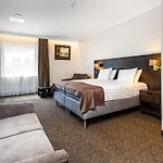 Hotel Adoryal