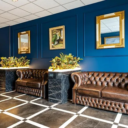 Hotel Adoryal