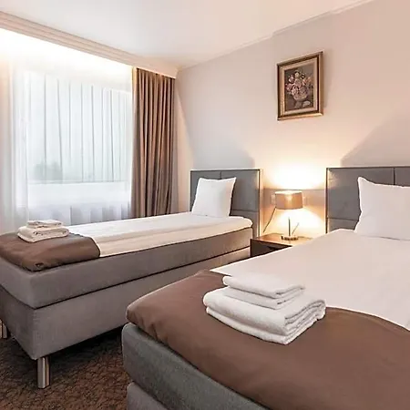 Adoryal Отель 4*