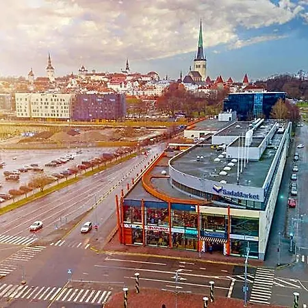 Adoryal 4* Таллин