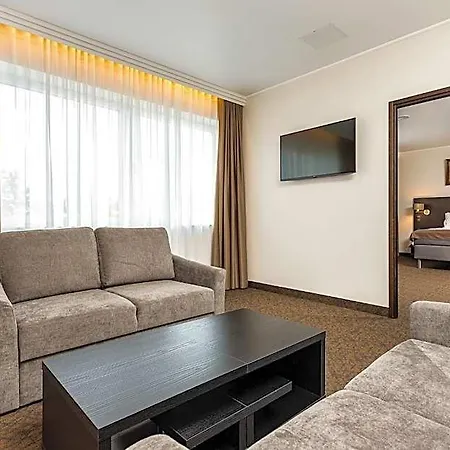 Hotel Adoryal
